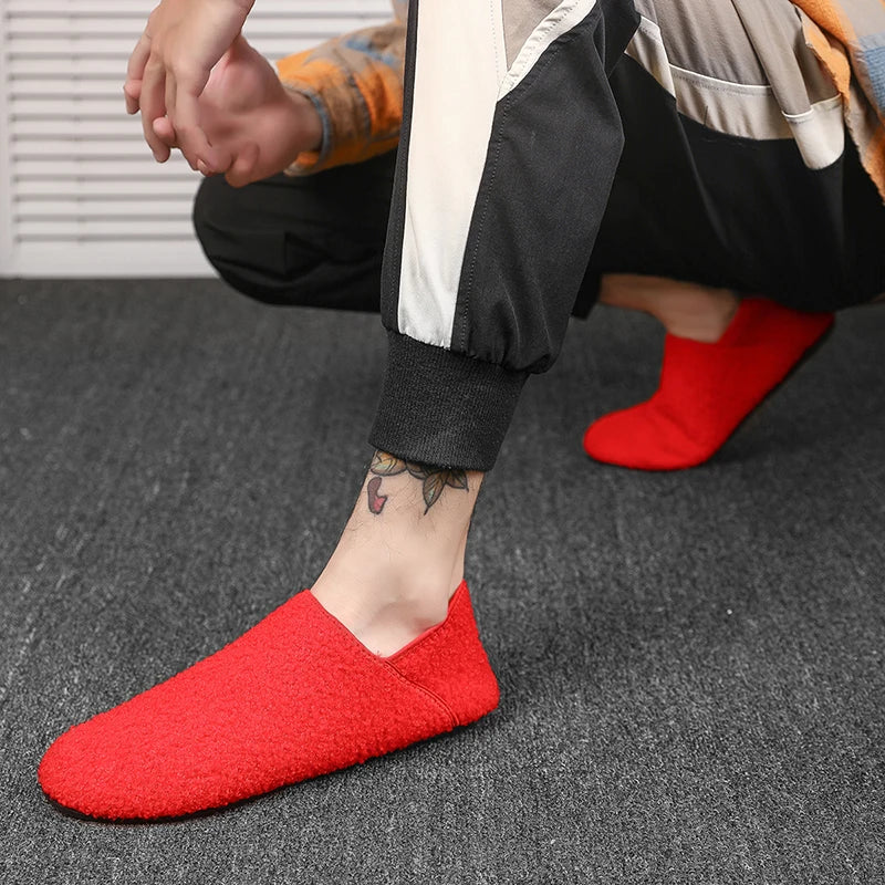 Men Winter Slippers Women Warm Shoes Soft Plush Flats Casual Shoes Male Loafers Lightweight Home Walking Couples Shoes Footwear