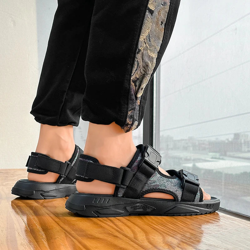 Hot Sale Men Sandals Outdoor Thick Bottom Non-Slip Sports Casual Sandals for Men Summer Wear-resistant Mens Slippers New Fashion