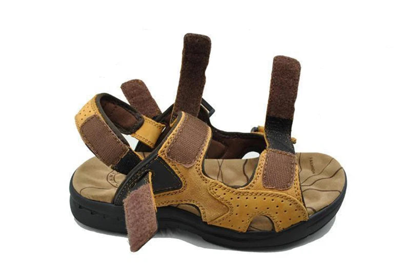 New Brand Classic Mens Sandals Summer Genuine Leather Sandals Men Outdoor Casual Lightweight Sandal Fashion Men Sneakers BigSize