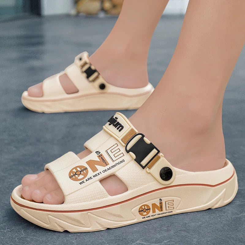 Fashion Men's Slippers Outdoor Sandals Beach Comfortable Soft Slides Clogs Casual Garden Shoes Men Women Indoor Home Slippers