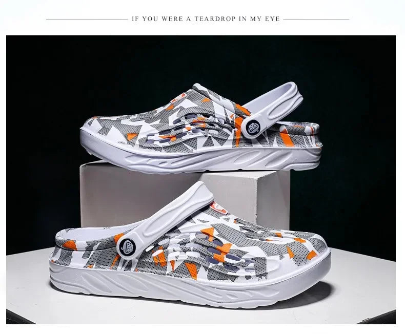 2024 New Fashion Sandals Men Clog Sandals Comfortable Breathable Zapatillas Hombre Beach Sandals Men Clogs Slippers Soft Bottom