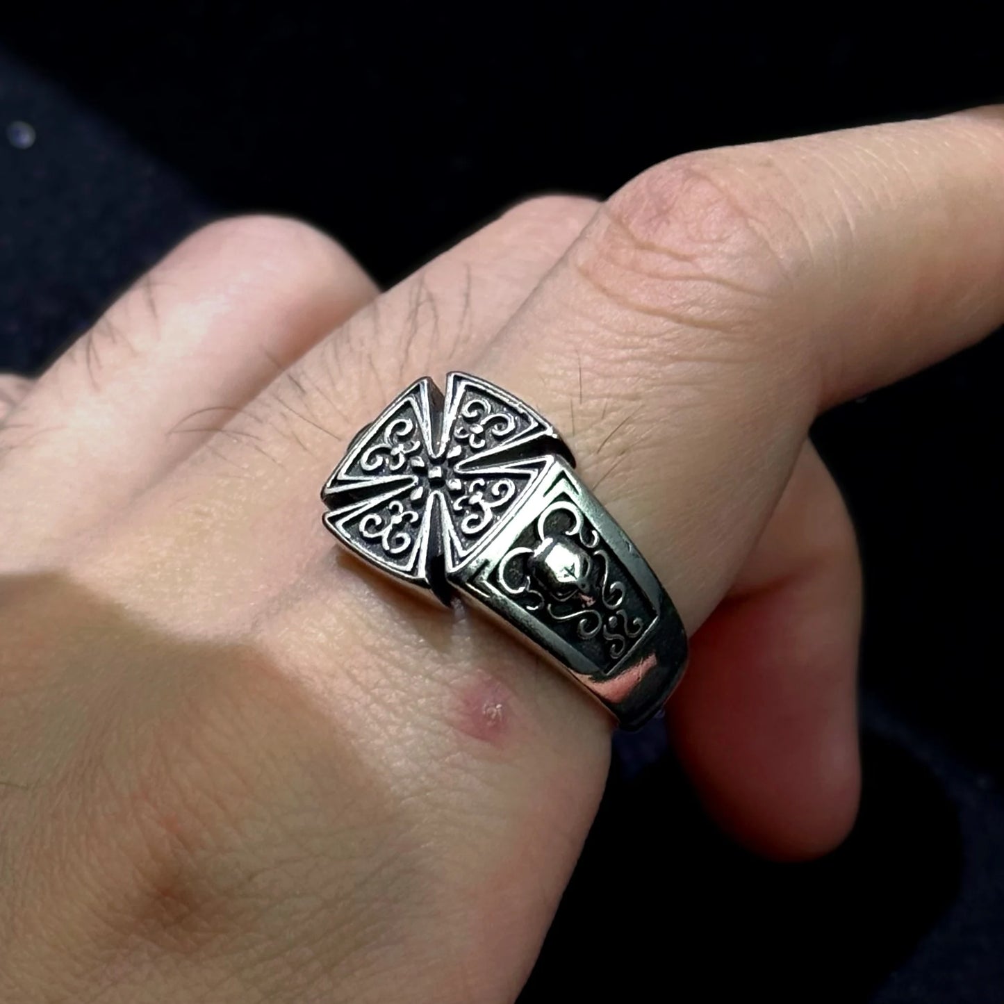 Retro Croix de Guerre Rose Pattern Adjustable Open Ring For Men Silver-plated Copper Punk Gothic Edgy Jewelry Accessories Gift