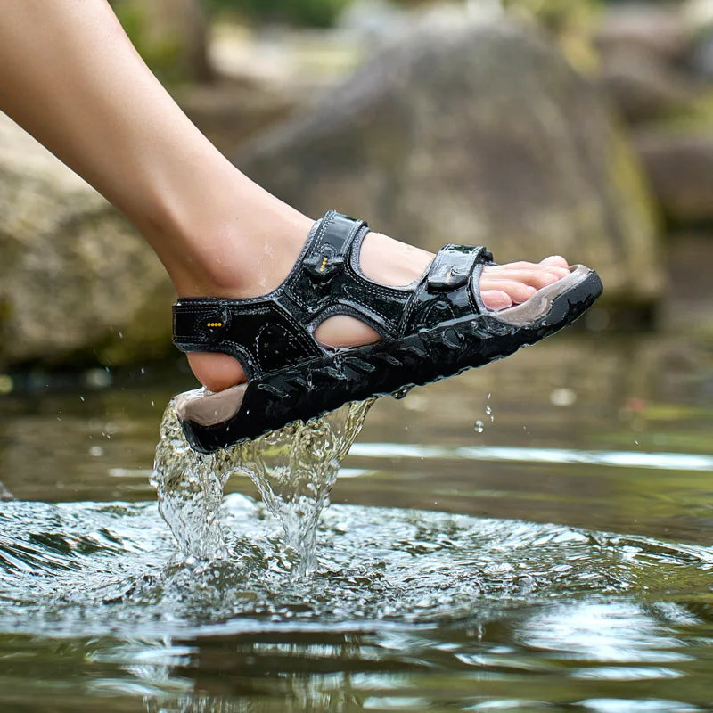 Men's Outdoor Genuine Leather Sandals High-quality Summer Non-slip Beach Sandals Fashion Breathable Walking Soft Bottom Sneakers