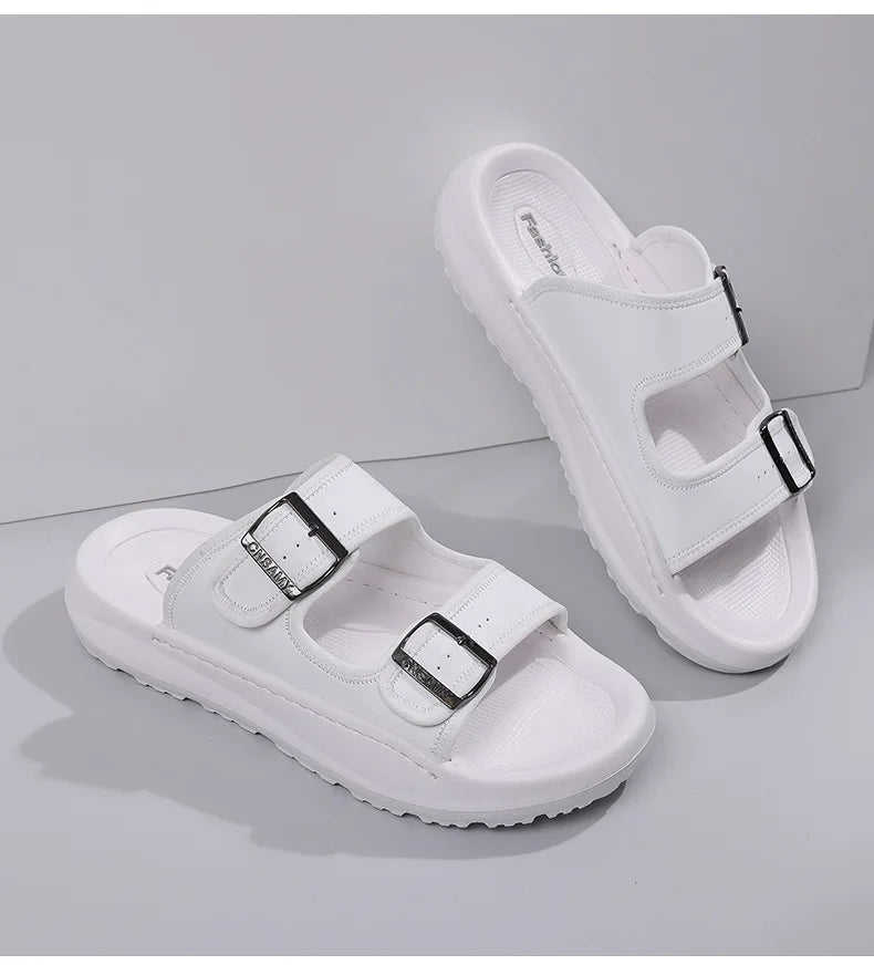 Men's Slippers 2025 Summer Breathable Outdoor Beach Sandals Non Slip Flip Flops New Flat Slippers High Quality Men's Shoes