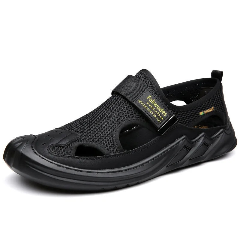 Sandals Man Fashion Summer Outdoor Beach Casual Baotou Hole Shoes for Men Breathable Platform Beach Indoor Roma Sandals Size 44