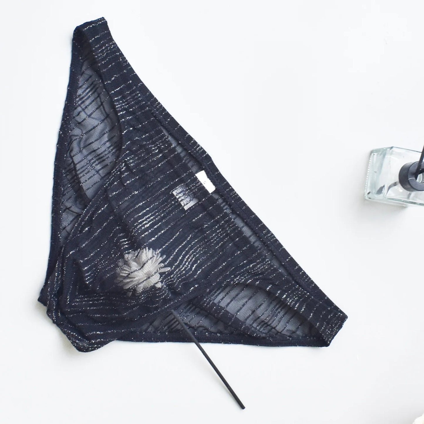 Men's sexy underwear, transparent and fun mesh thin transparent quick drying triangle pants, low waist breathable underwear