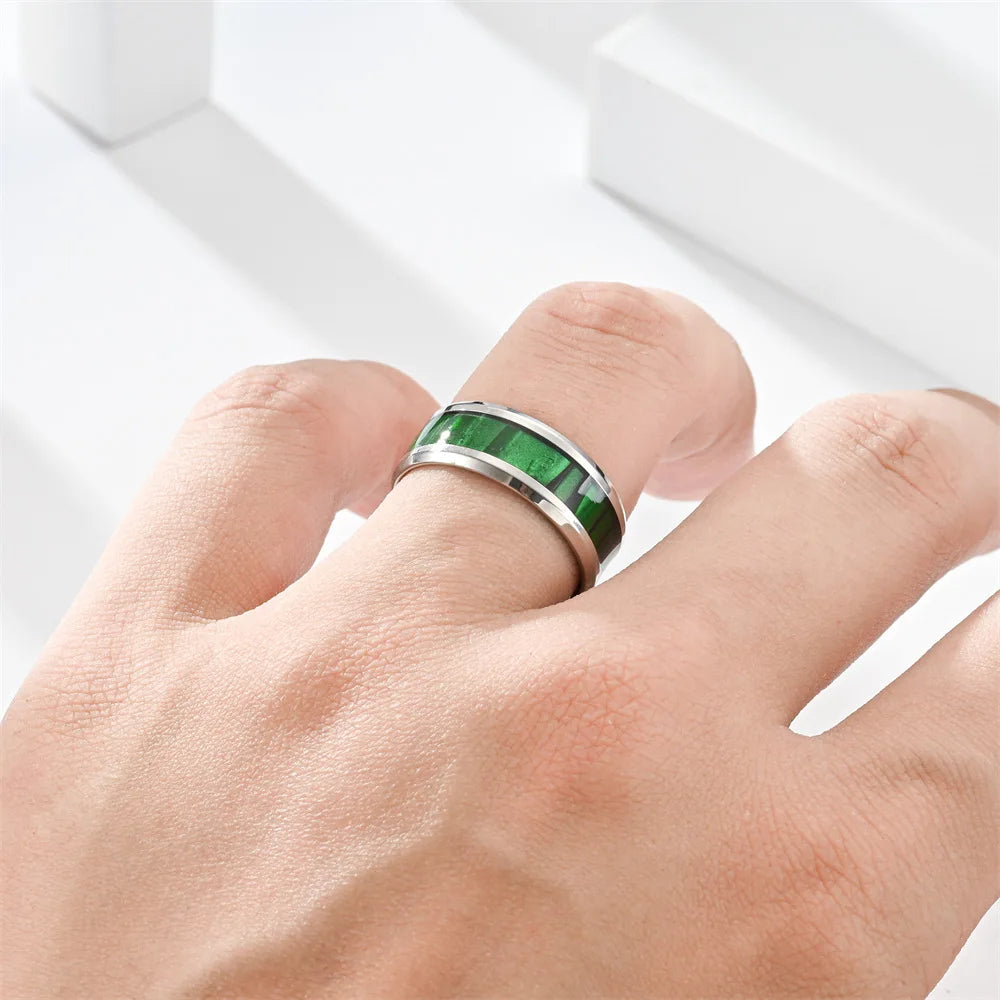 Fashion 8mm Green Color Titanium Stainless Steel Rings for Men Women Black Brushed Men Promise Rings Wedding Party Jewelry Gifts