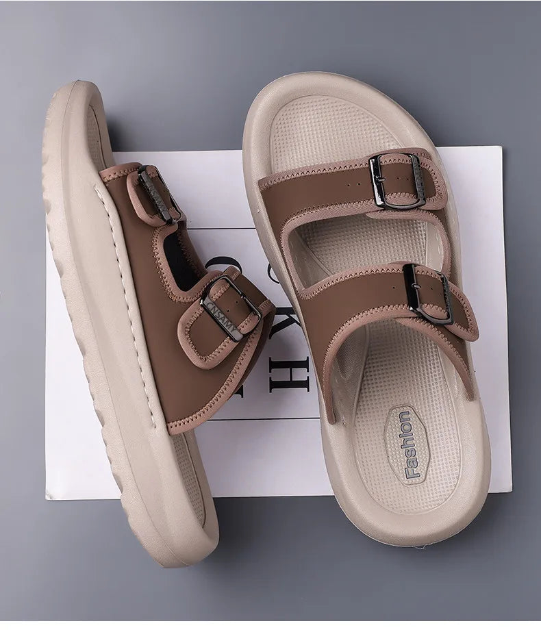 Men's Slippers 2025 Summer Breathable Outdoor Beach Sandals Non Slip Flip Flops New Flat Slippers High Quality Men's Shoes