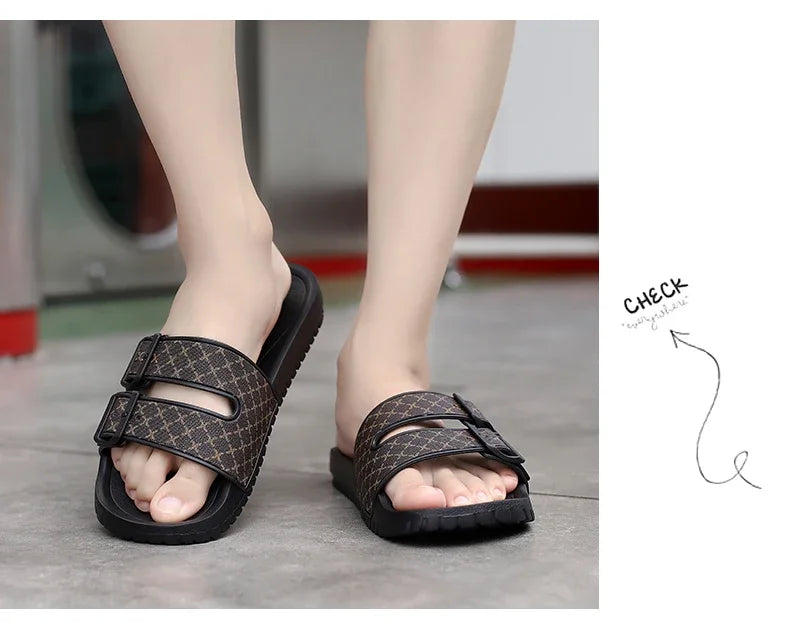 Summer Fashion Men Slippers Comfort Mens Sandals Non-slip Indoor Home Bathroom Slides Garden Shoes Outdoor Beach Casual Shoes