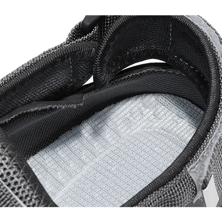 Men's Sandals Soft Bottom Summer Vacation Casual Beach Shoes Breathable Baotou Sandals