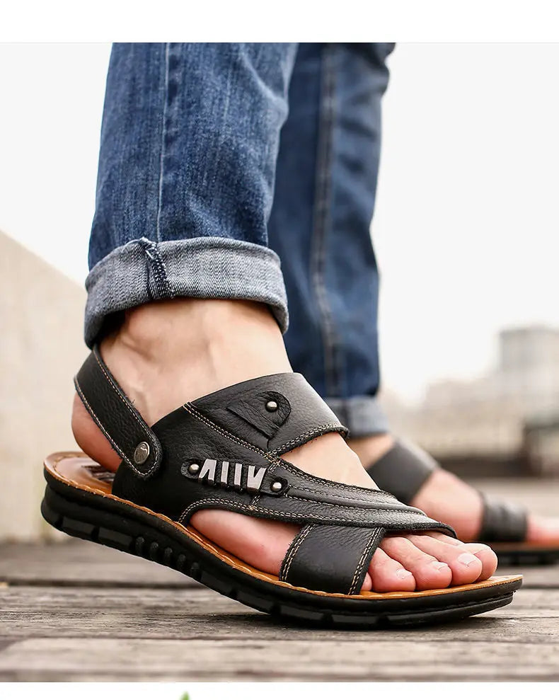 Men's Sandals Fashion Casual Leather Sandals Outdoor Non Slip Trekking Sandalias Summer New Beach Shoes for Man Designer Slipper