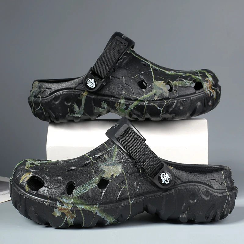 2025 Summer Men's Sandals New Home Garden Shoes Comfortable and Lightweight Men Slippers Non-Slip Soft Bottom Flip Flop Sandals