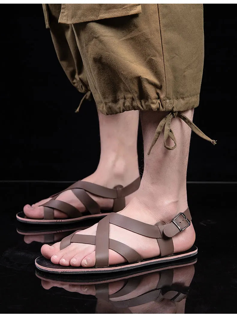 New Summer Sandals Men Open Toe Genuine Leather Sandals Hollow-out Retro Handmade Comfortable Breathable Outdoor Beach Shoes