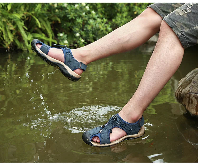 Summer Hiking Sandals for Men Quick Dry Outdoor Trail Walking Closed Toe Water Sandals Casual Lightweight Summer Beach Shoes
