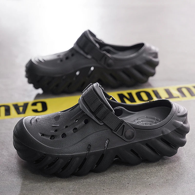 Summer New Men's Fashionable Versatile Sandals  Anti Slip and Wear-resistant Shoes Thick Soled Soft Soled Slippers Breathable