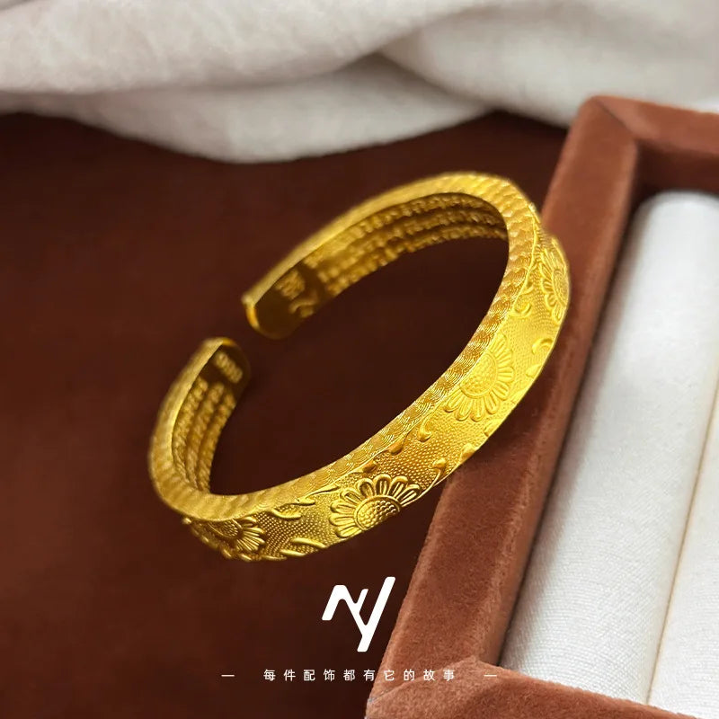 Real 9999 24k Gold Design Is Thickened and Wide, Facing the Sunflower and Engraved with the Heart Sutra, Open Bracelet Bracelet.