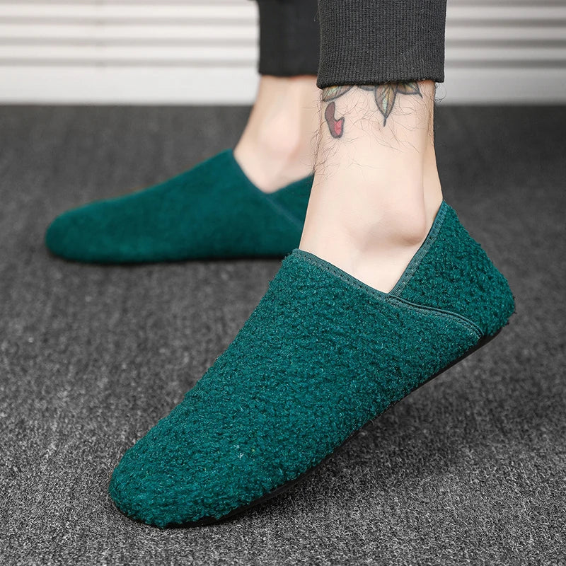 Men Winter Slippers Women Warm Shoes Soft Plush Flats Casual Shoes Male Loafers Lightweight Home Walking Couples Shoes Footwear