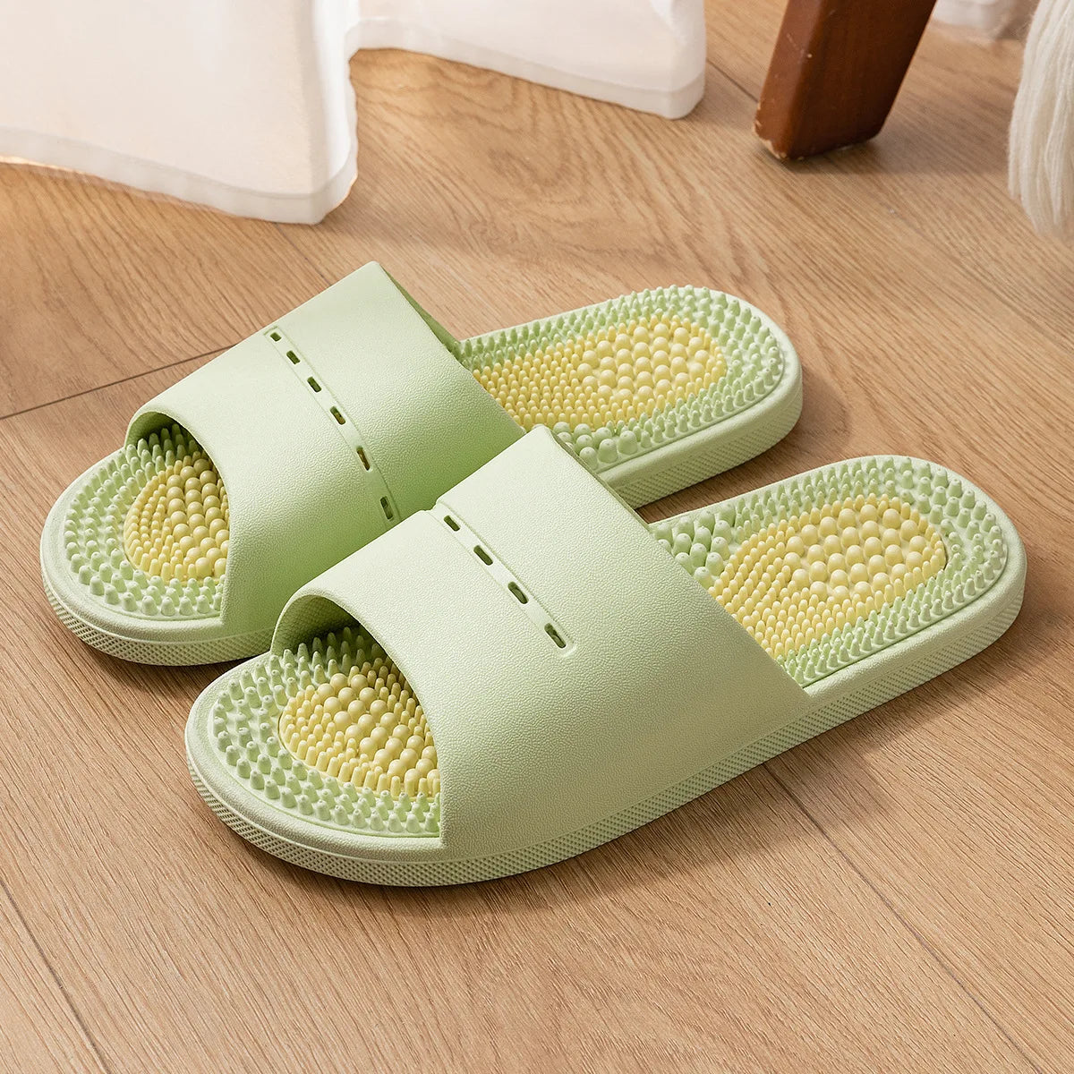 Home Slippers Men Women Massage Slides Summer Beach Sandals Casual Flip Flops Indoor Outdoor Shoes Bedroom Bathroom Flats