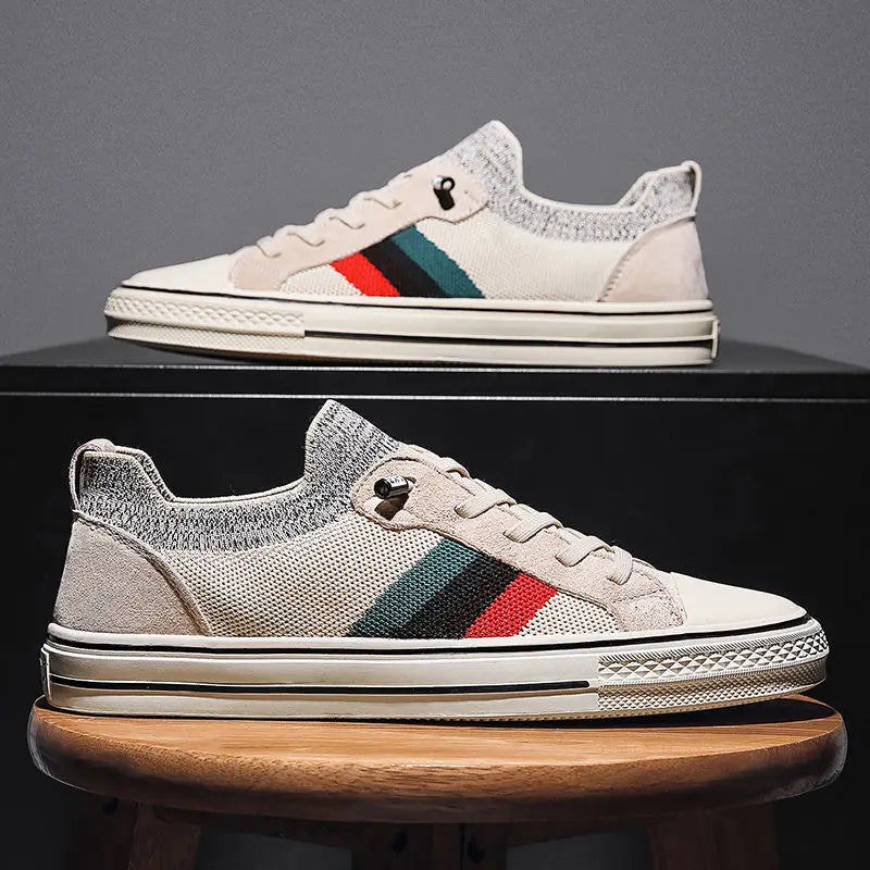 New Style Casual Shoes for Men Sneakers Lazy Slip on Man Shoes Breathable Summer Loafers Canvas Shoes for Men Mesh Sneakers