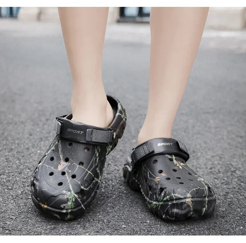 Flat Sandals Men Shoes 2024 Slippers Men Garden Platform Sandals Man Summer Sandals Male Sneakers Outdoor Flip Flops Home Clogs